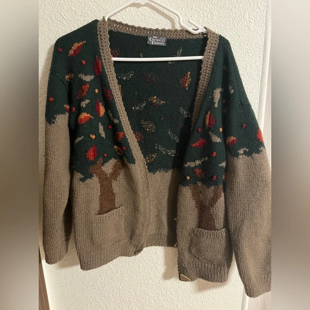 Tree Sweater - Picture 1 of 6